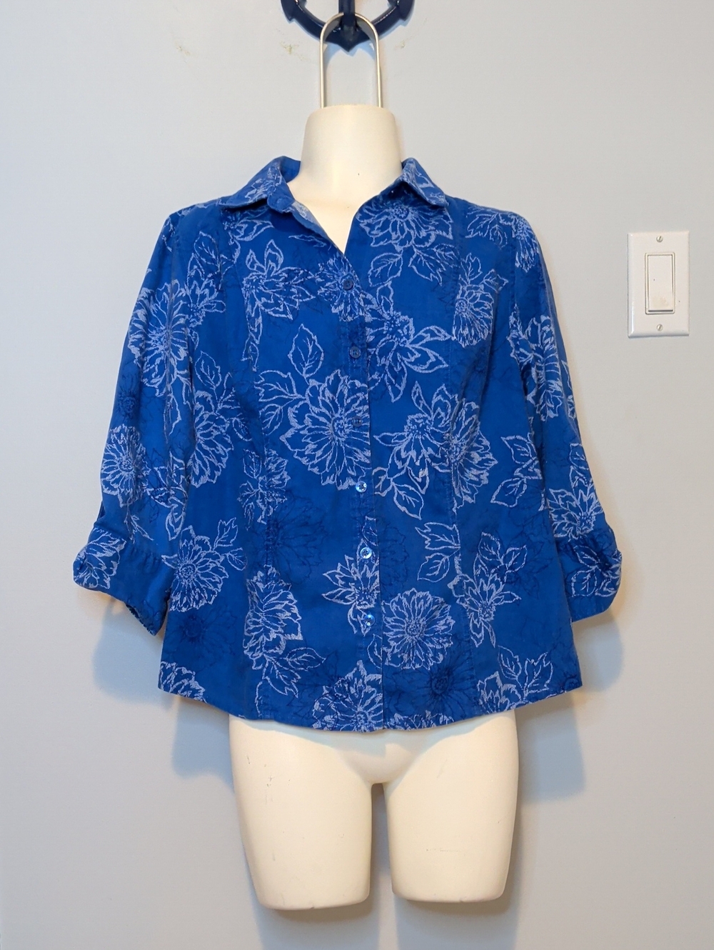 Northern Reflections Royal Blue Floral Button-Down Shirt